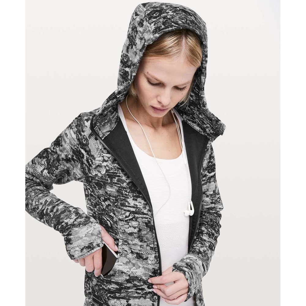 Lululemon Scuba Hoodie Full Zip Camo Print‎ Athleisure Jacket Women's Size 10